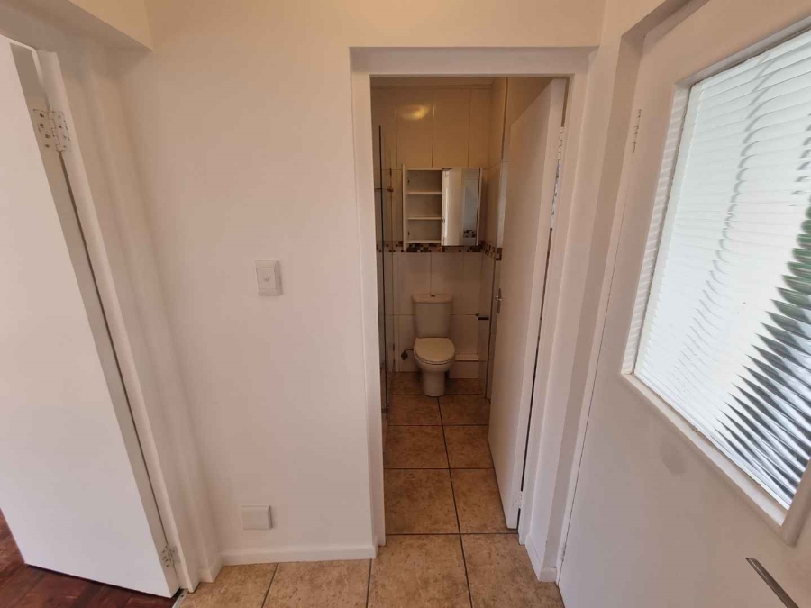 0 Bedroom Property for Sale in Sea Point Western Cape